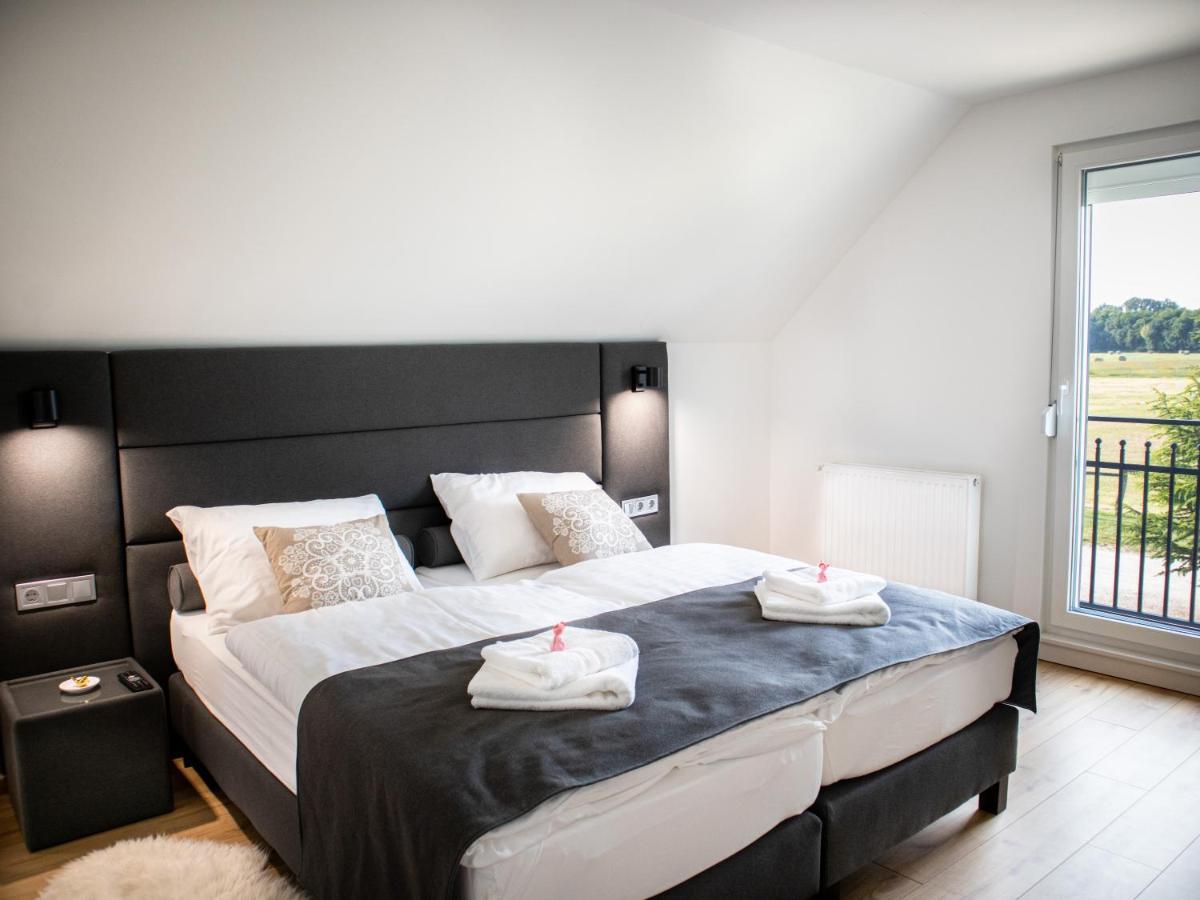 Ugo Apartman Halászi Exterior foto