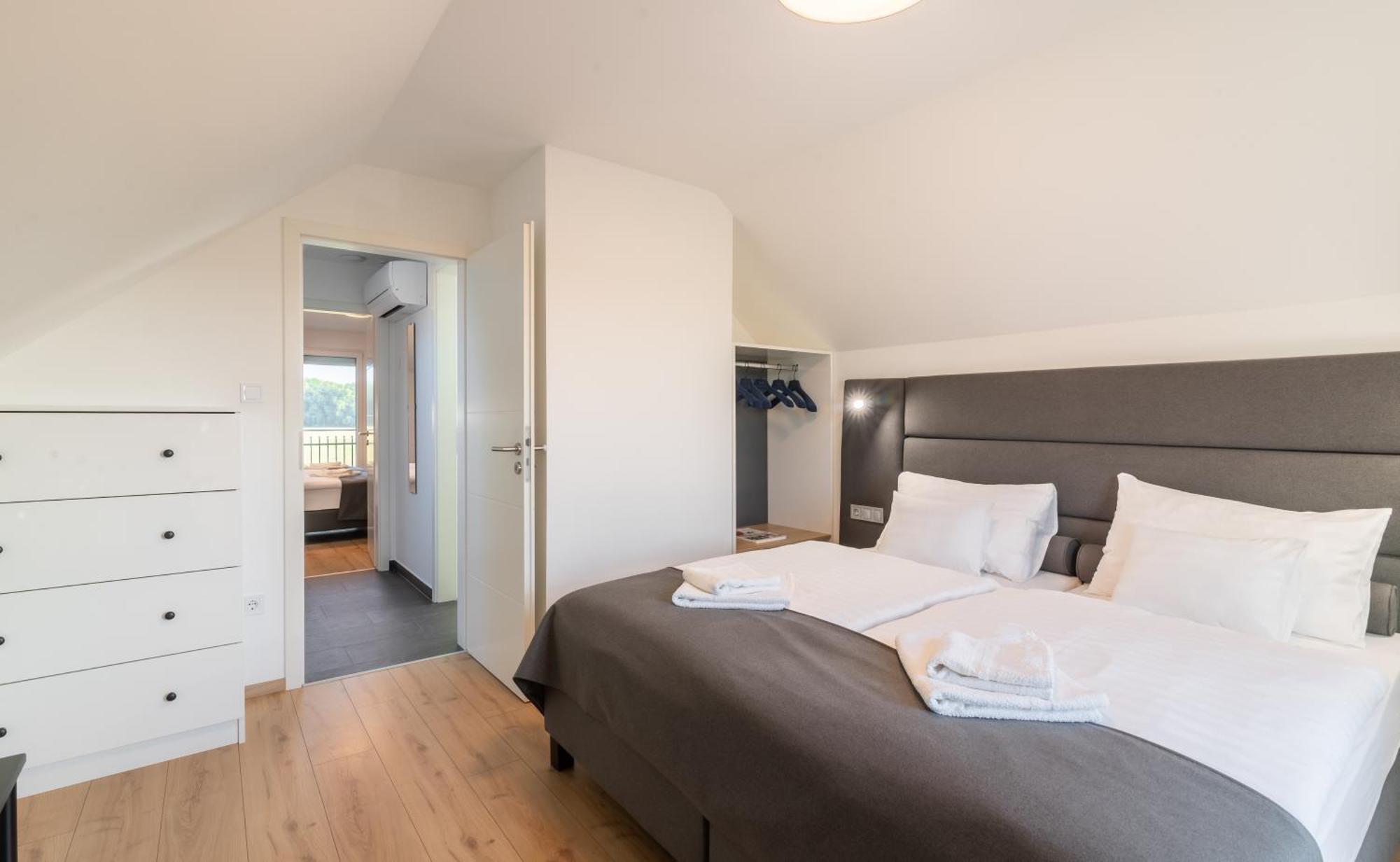 Ugo Apartman Halászi Exterior foto
